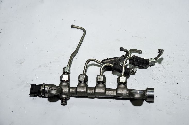 PALİO ÇIKMA YEDEK PARÇA FİAT ÇIKMA YEDEK PARÇA   (302)FİORİNO REIL BORUSU